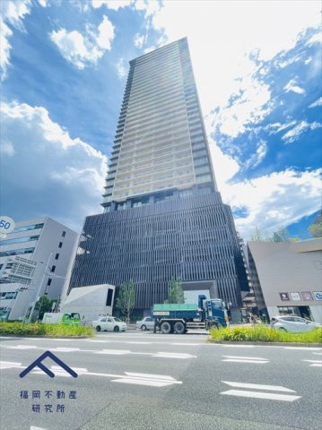 ブリリアタワー西新