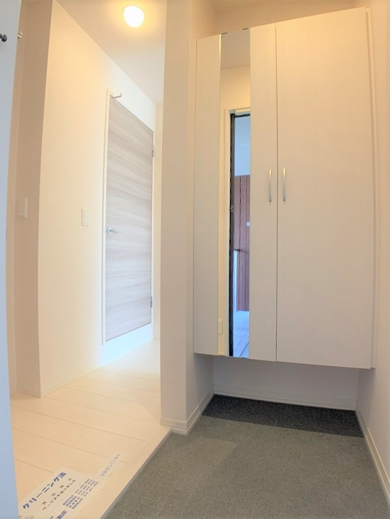 D-room中ノ橋の玄関