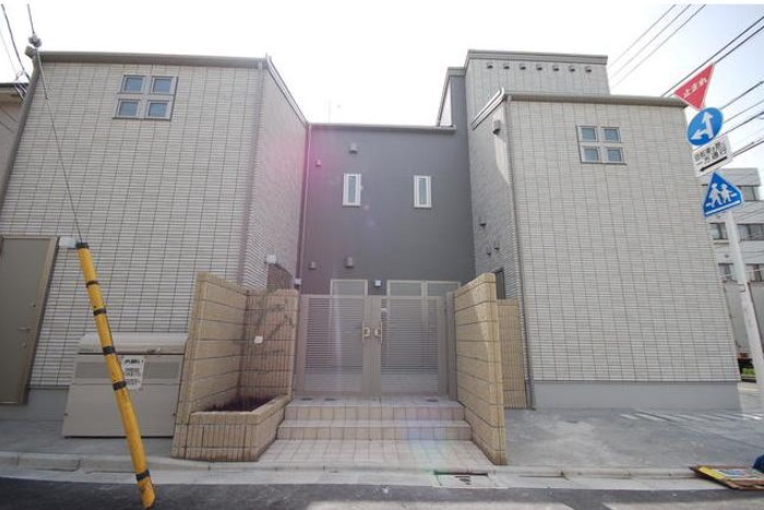 ホルン西蒲田の外観|2010年3月築　木造地上2階建て総戸数7戸ミサワホーム施工の人気賃貸アパート
東京都大田区西蒲田6丁目　JR京浜東北線蒲田駅徒歩13分、池上線蓮沼駅近徒歩3分