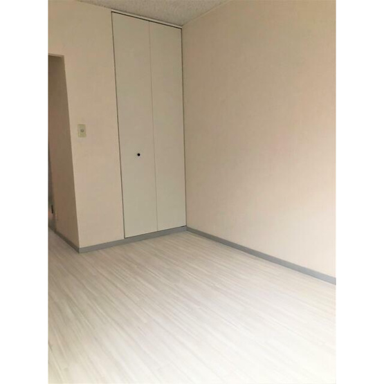 【寝室】
