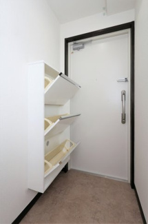 【玄関】 | palace | 参考写真（同物件別部屋）