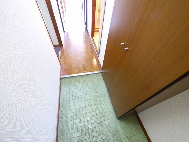 シャトー三島の玄関|毎日通る玄関はこちらです