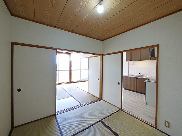 シャトー三島の和室|ゆったりとくつろげる和室です