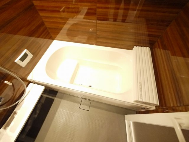 メゾン三条の浴室|お風呂です