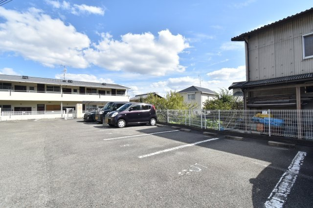 エンドレスの駐車場