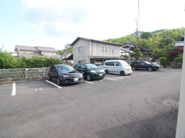 エンドレスの駐車場