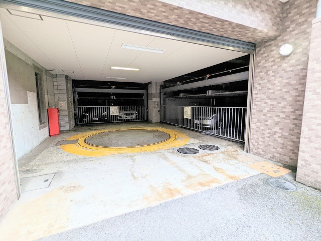 ライオンズマンション錦糸町親水公園第２の駐車場