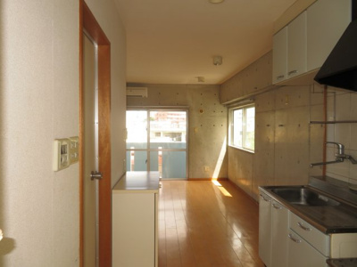 【内装】 | ラピスコート