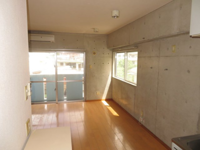 【居間・リビング】 | ラピスコート