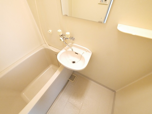 新大宮シティ・パルの洗面所