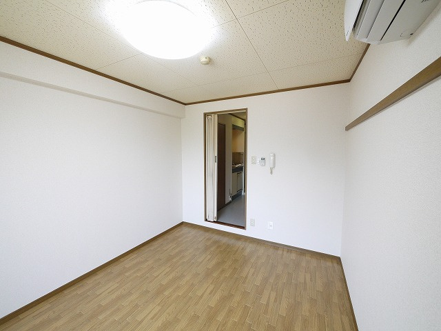 新大宮シティ・パルの居間・リビング