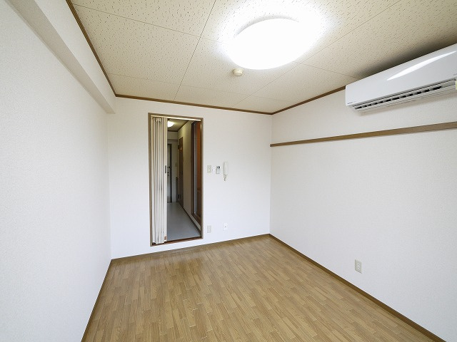 新大宮シティ・パルの居間・リビング