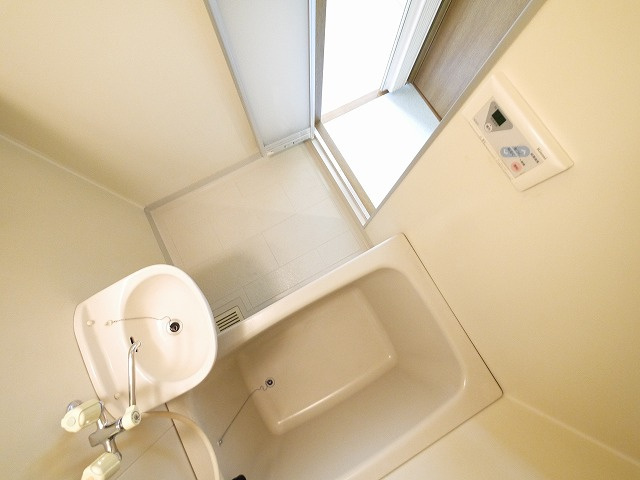 新大宮シティ・パルの浴室