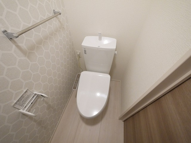 グランデのトイレ|清潔感のあるトイレです