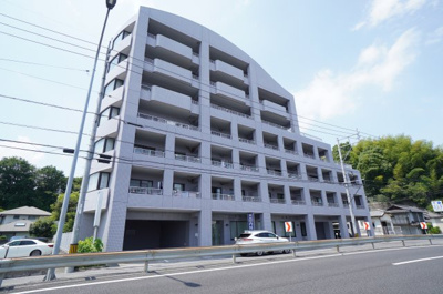 【外観】 | 藤和阿品ハイタウン（リノベ済） | 現地（2022年8月7日13:00頃）撮影