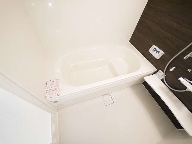 グランデの浴室|コンパクトで使いやすいお風呂です