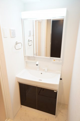 【独立洗面台】 | リュミエール | ※同物件・反転タイプの写真です。