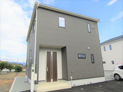 【外観】 | クレイドルガーデン　南アルプス市下高砂2号棟 | きれいな外観です!