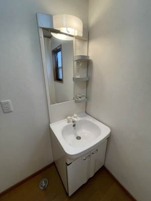 【独立洗面台】 | レガーロ三宮