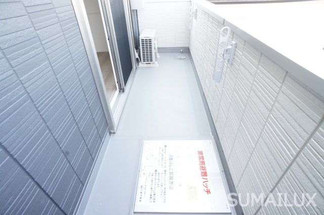 セレブ日吉のバルコニー