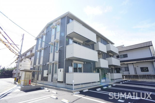 セレブ日吉の外観