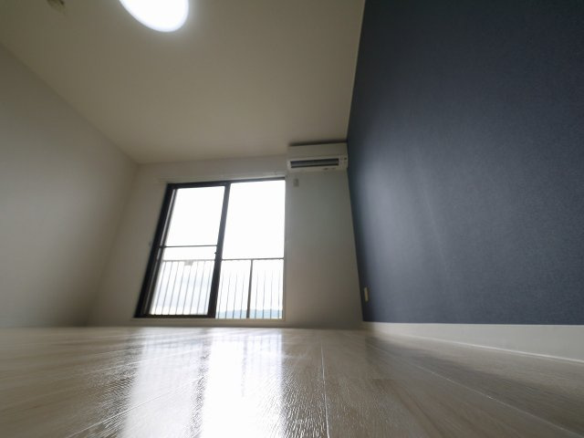 シャトレーの洋室