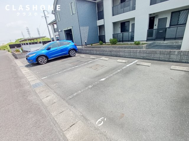 アンプルール リーブル KOIKEⅡA　　 刈谷市近郊の賃貸はクラスホーム刈谷店の駐車場