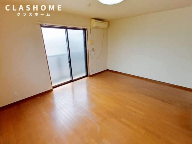 アンプルール リーブル KOIKEⅡA　　 刈谷市近郊の賃貸はクラスホーム刈谷店の居間・リビング