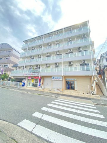 カレッジハイツ2の外観
