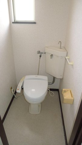 翠花苑Aのトイレ