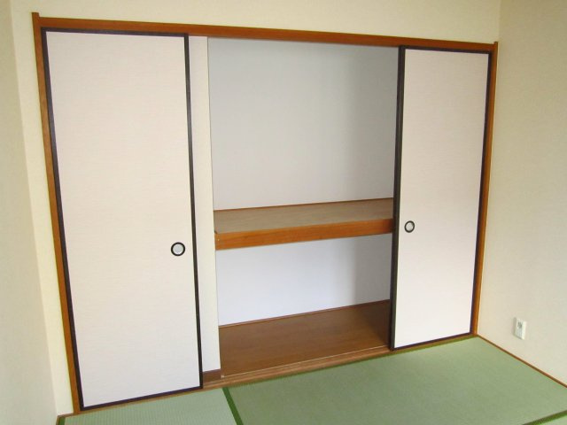 翠花苑Aの収納