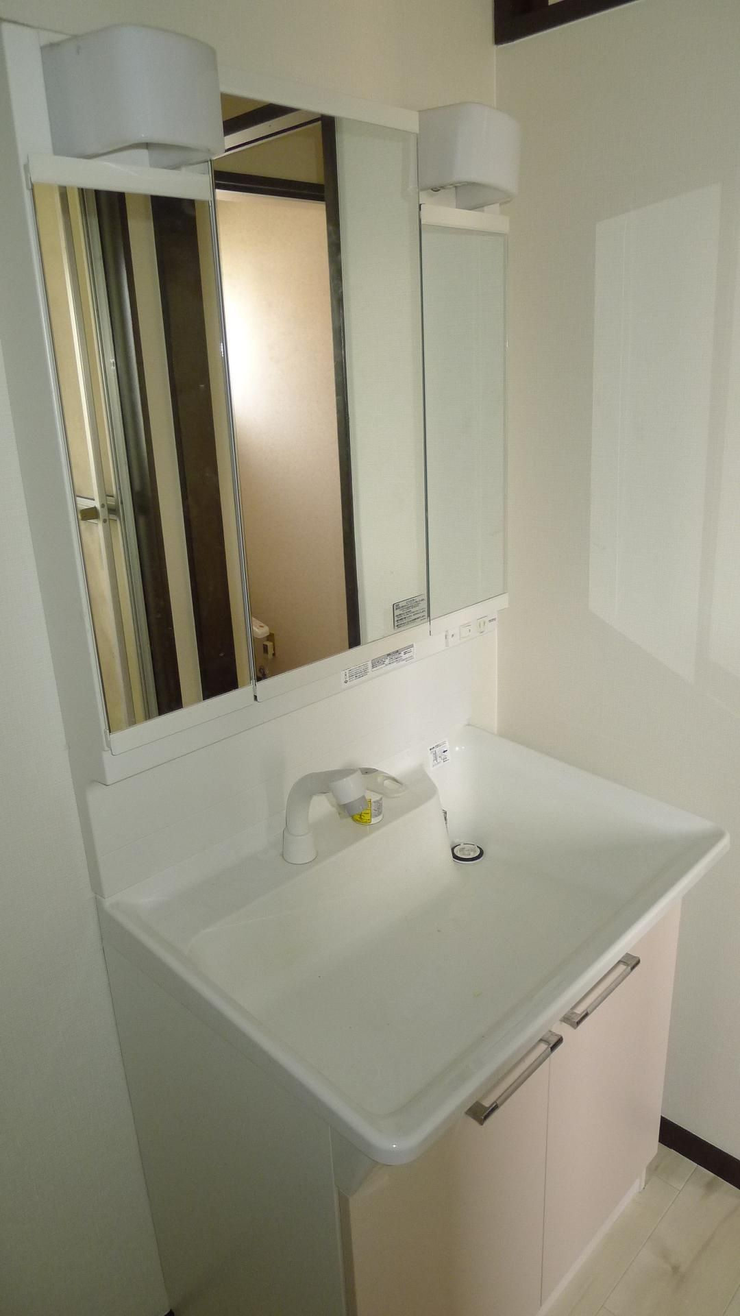 翠花苑Aの独立洗面台