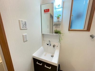 【独立洗面台】 | 鳥取市青葉町３丁目未入居戸建て