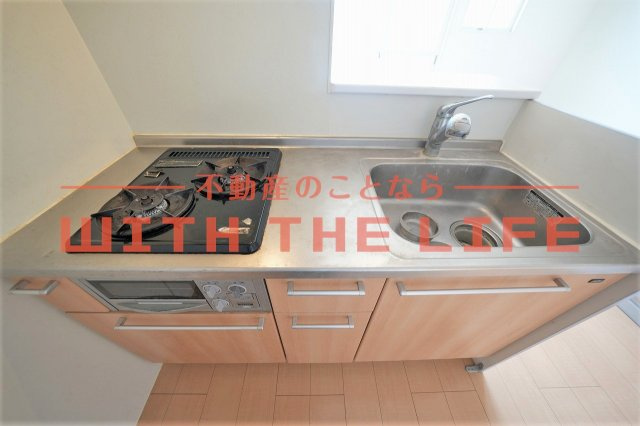 ハートフルハイツ【10，000円キャッシュバック対象物件】のキッチン|コンパクトなキッチンで掃除もラクラク