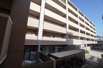 【外観】 | パークヒルズ己斐西町（リフォーム済） | 現地（2022年12月15日9：00頃）撮影