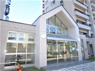 【エントランス】 | 集会室・コミュニティホール有り