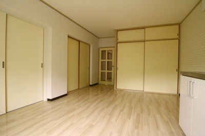 【居間・リビング】 | リバーサイド春日手