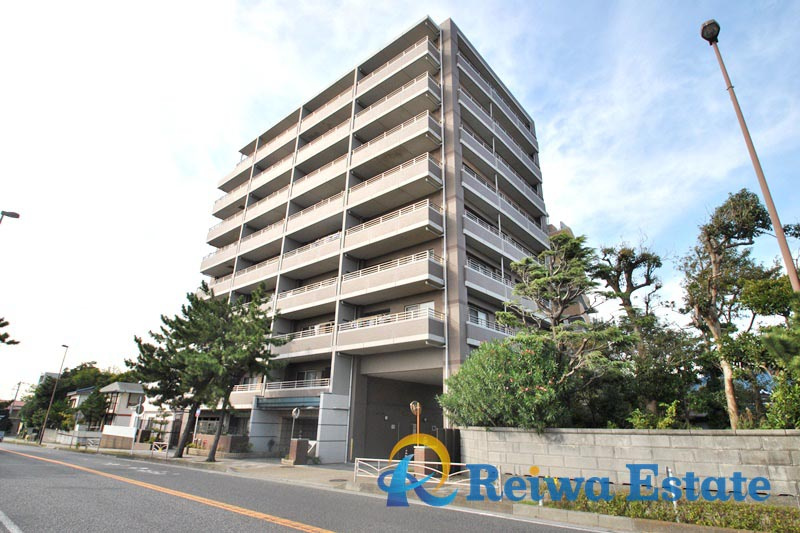 日神パレステージ茅ヶ崎の外観