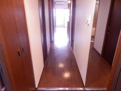 S-FORT二条城前（旧グランエターナ二条城前）の内装|玄関から