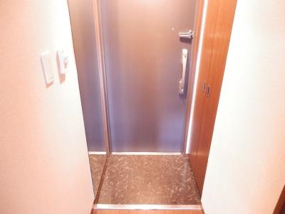 S-FORT二条城前（旧グランエターナ二条城前）の玄関|玄関