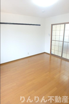 【居間・リビング】 | プレジール南昭和 | 使いやすい居間です