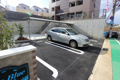 【駐車場】 | イーストブルー六番館