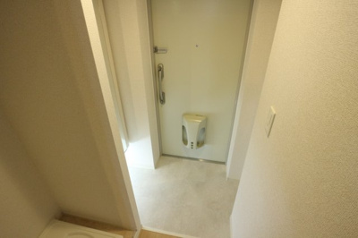 【玄関】 | イーストブルー六番館