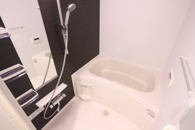 【浴室】 | イーストブルー六番館