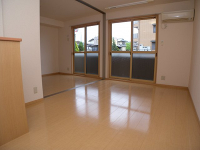 【居間・リビング】 | パークハイム参番館