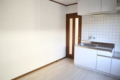 【居間・リビング】 | サンシャイン・ハイツ