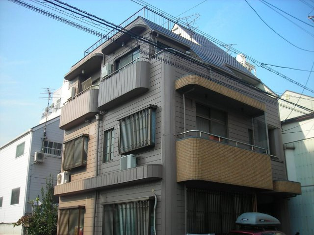 奥井ビルの外観