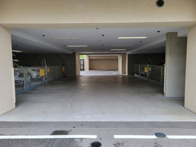 【駐車場】 | グラン レ・ジェイド夙川苦楽園口 | 機械式駐車場