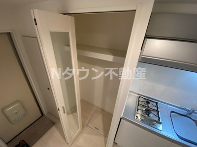 【収納】 | Villa Clelia | 大きなスペースがあり、収納には困りません