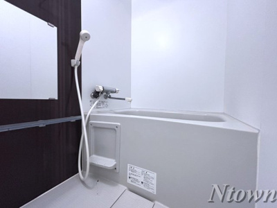 【独立洗面台】 | リブフラット藤江 | 広い洗面スペース